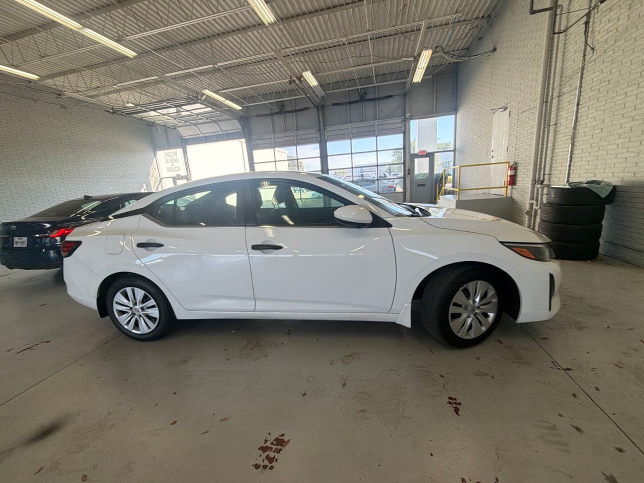 Used 2025 Nissan Sentra S FWD image 4