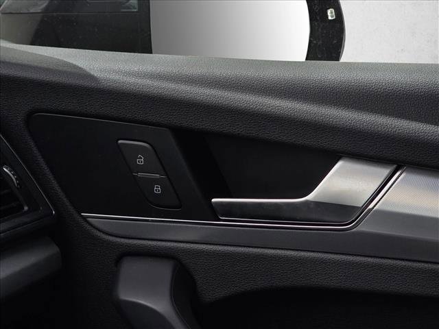 Used 2020 Audi Q5 2.0T Premium image 14