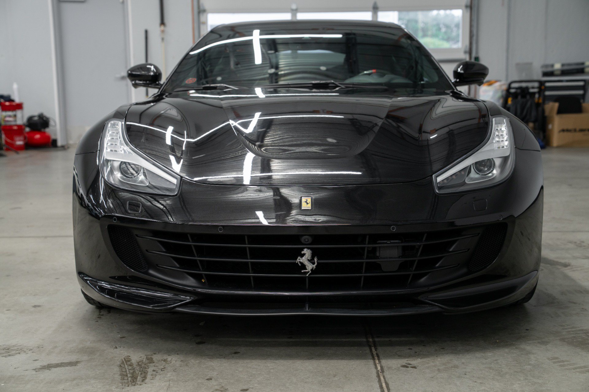 Used 2020 Ferrari GTC4Lusso T RWD image 4