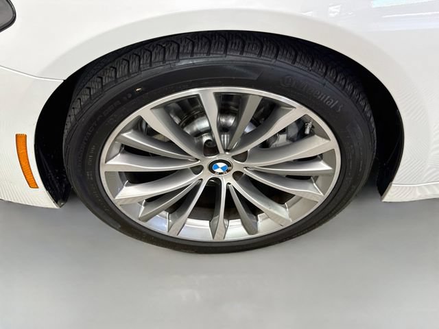 Used 2022 BMW 530i xDrive w/ Convenience Package AWD/4WD image 32