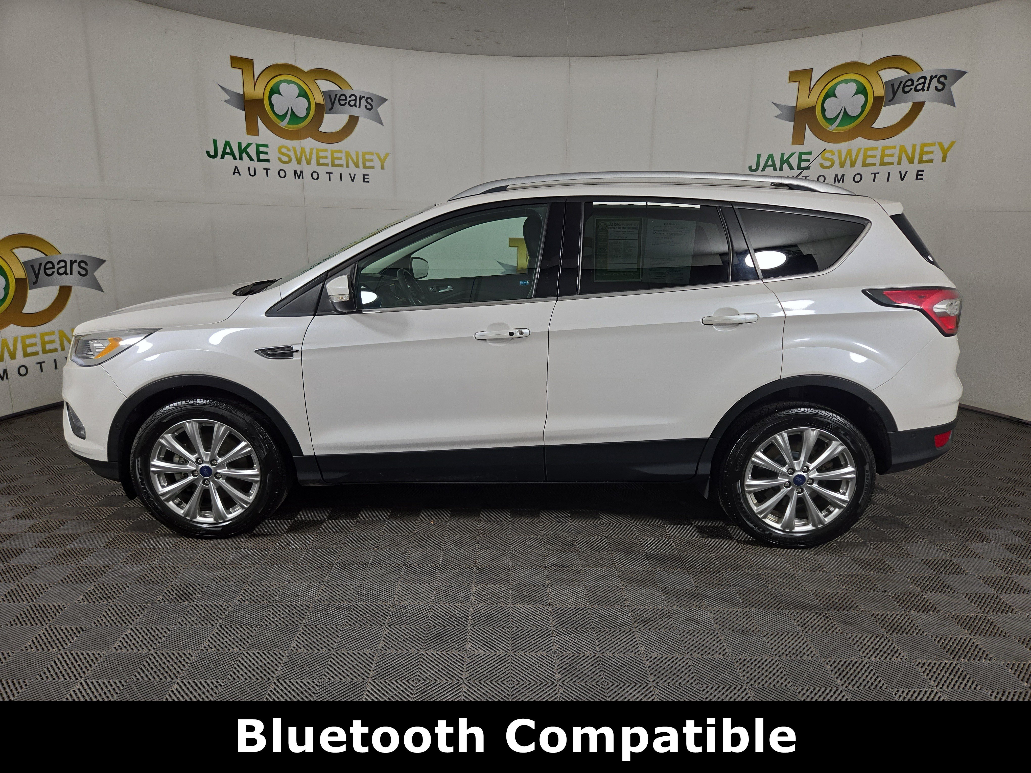 Used 2017 Ford Escape Titanium w/ Equipment Group 301A FWD image 4