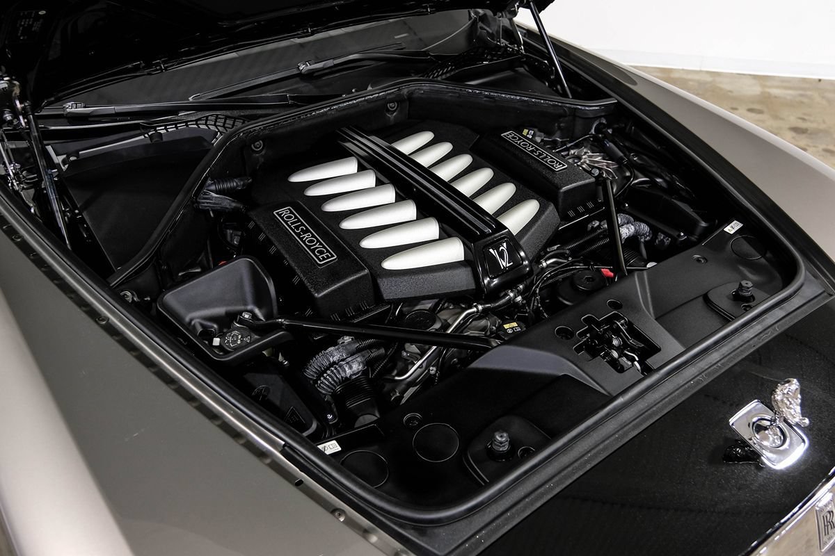 Used 2016 Rolls-Royce Wraith RWD image 51