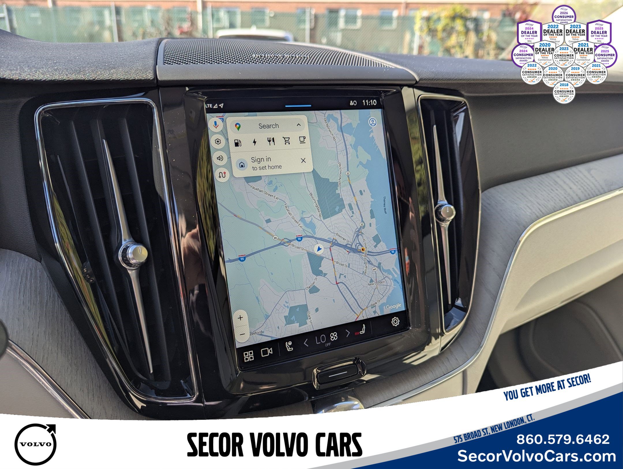 Certified 2024 Volvo XC60 T8 Plus w/ Protection Package Premier image 15