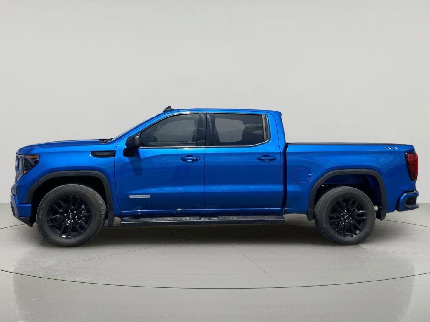 Used 2023 GMC Sierra 1500 Elevation AWD/4WD image 6