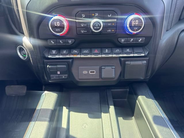 Used 2021 GMC Sierra 3500 Denali w/ Denali Ultimate Package AWD/4WD image 24