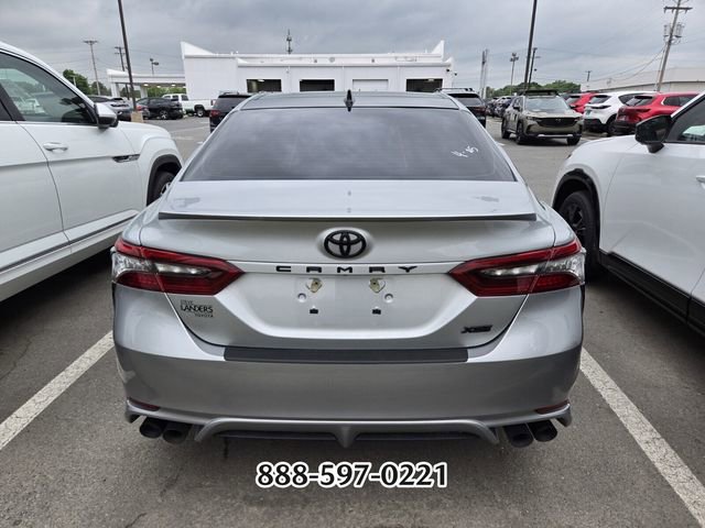 Used 2022 Toyota Camry XSE FWD image 5