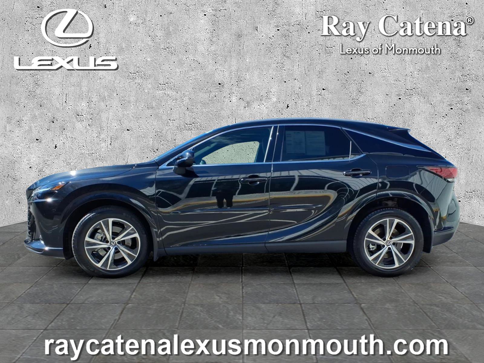 Used 2024 Lexus RX 350 Premium w/ Accessory Package (Z1) AWD/4WD image 4