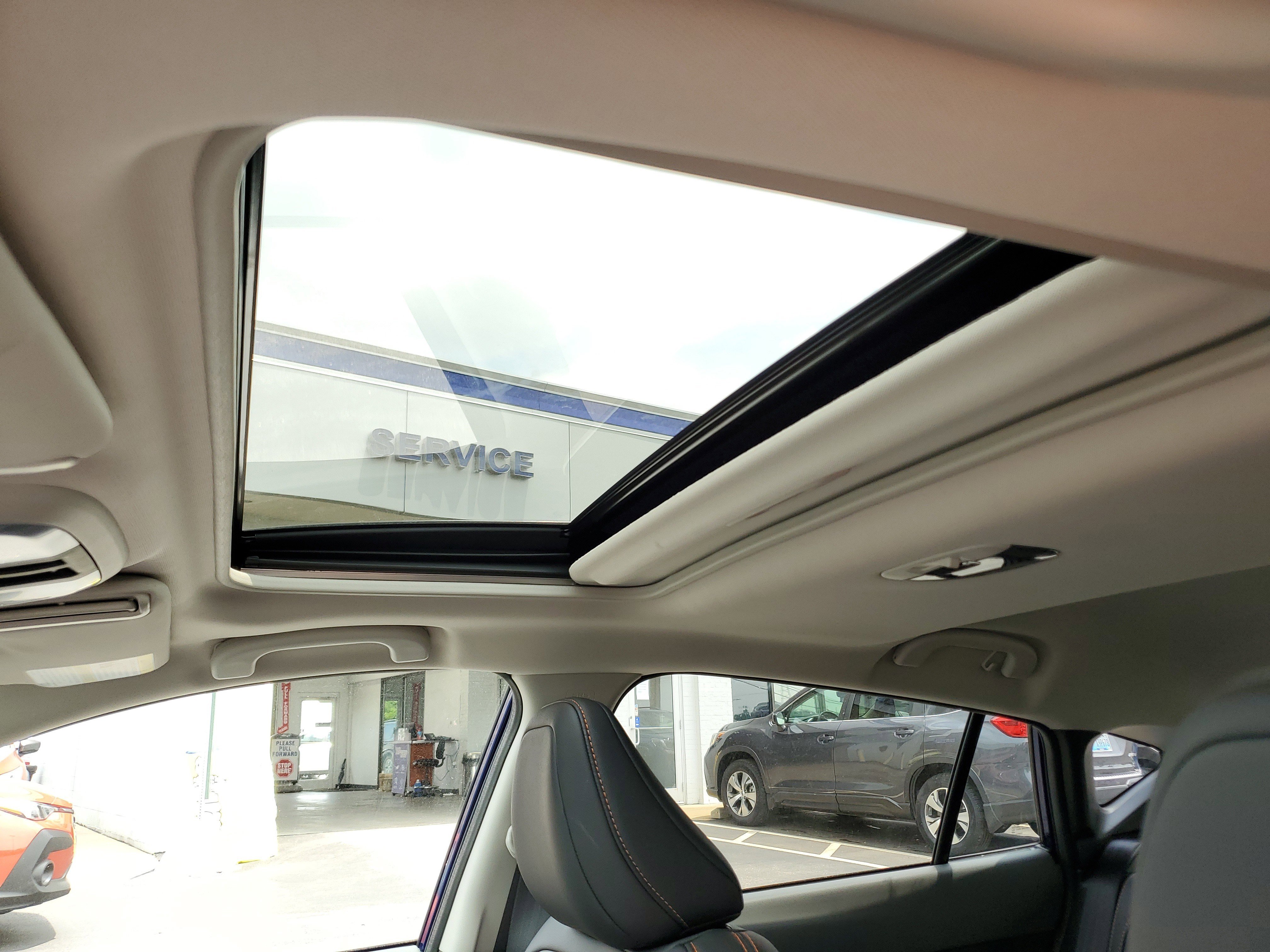 Certified 2025 Subaru Crosstrek 2.5i Limited w/ Crosstrek Mirror Package image 13