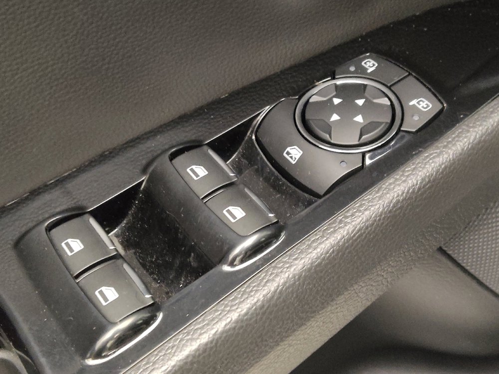 Used 2015 Ford Fusion SE w/ Equipment Group 202A FWD image 27