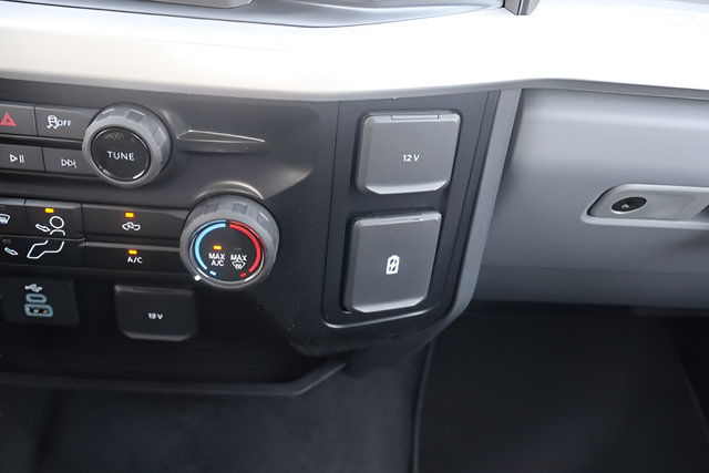 New 2026 Ford F250 XL w/ STX Appearance Package AWD/4WD image 24