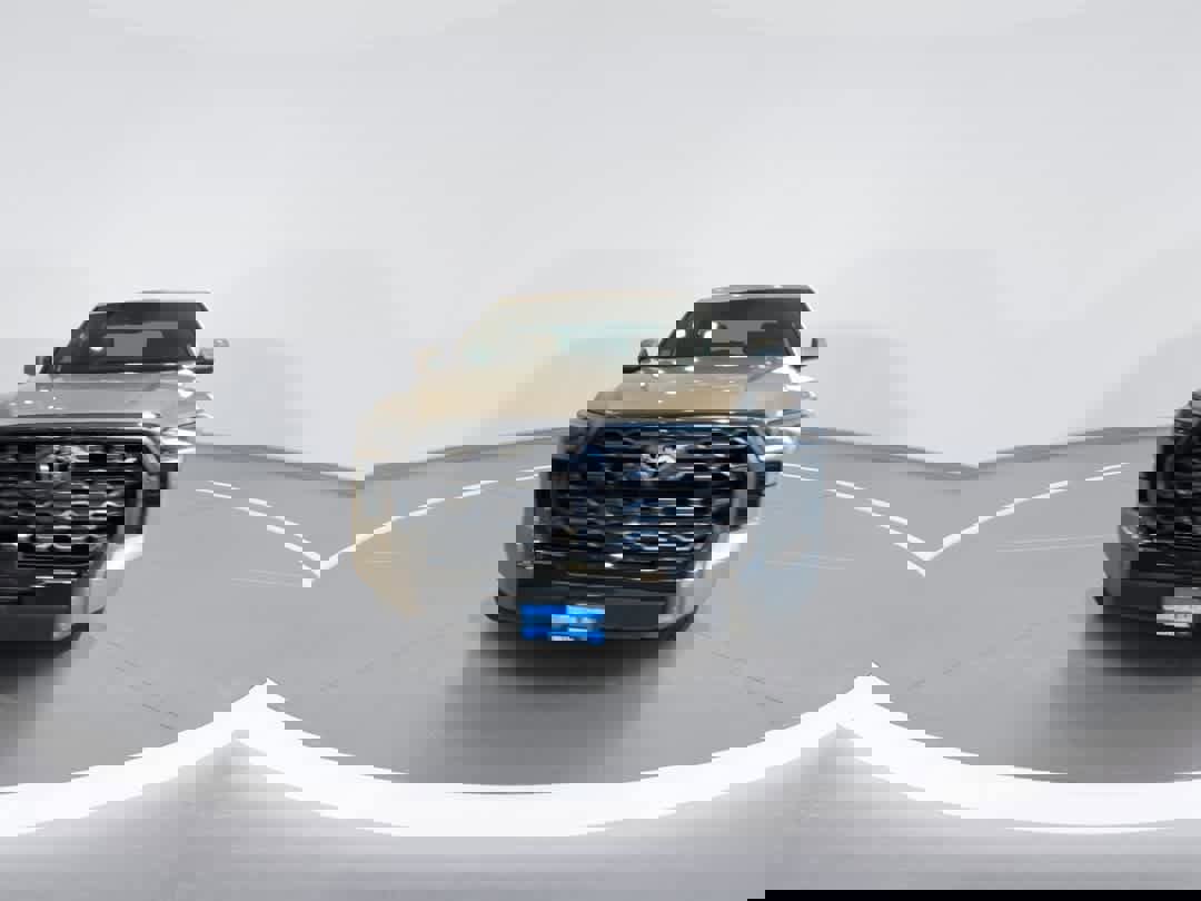 Used 2024 Toyota Tundra Platinum image 3