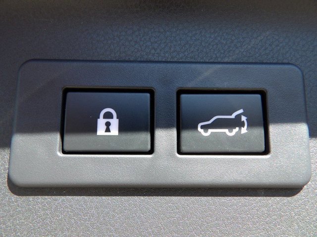 Certified 2025 Subaru Forester Premium w/ Convenience Package #1 image 25