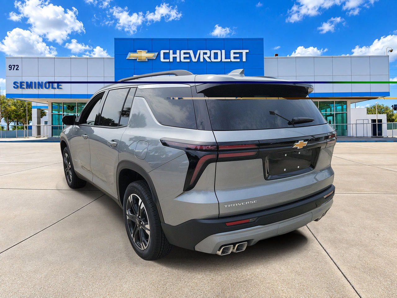 New 2027 Chevrolet Traverse LT w/ Sun and Wheel Package FWD image 4