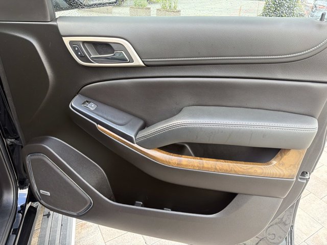 Used 2020 GMC Yukon Denali w/ Denali Ultimate Package RWD image 17