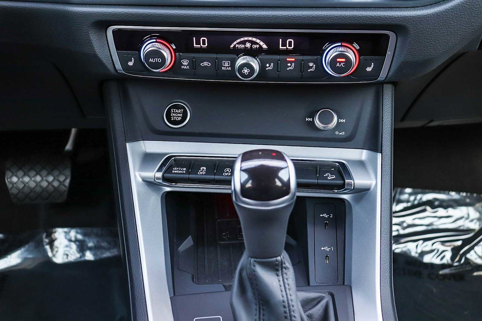 Used 2025 Audi Q3 2.0T Premium Plus w/ Premium Plus Package image 18