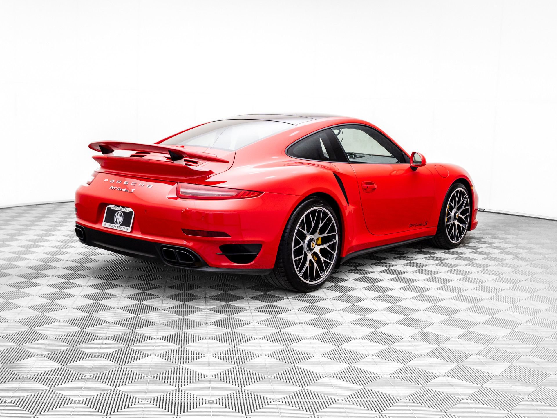 Used 2014 Porsche 911 Turbo S image 7
