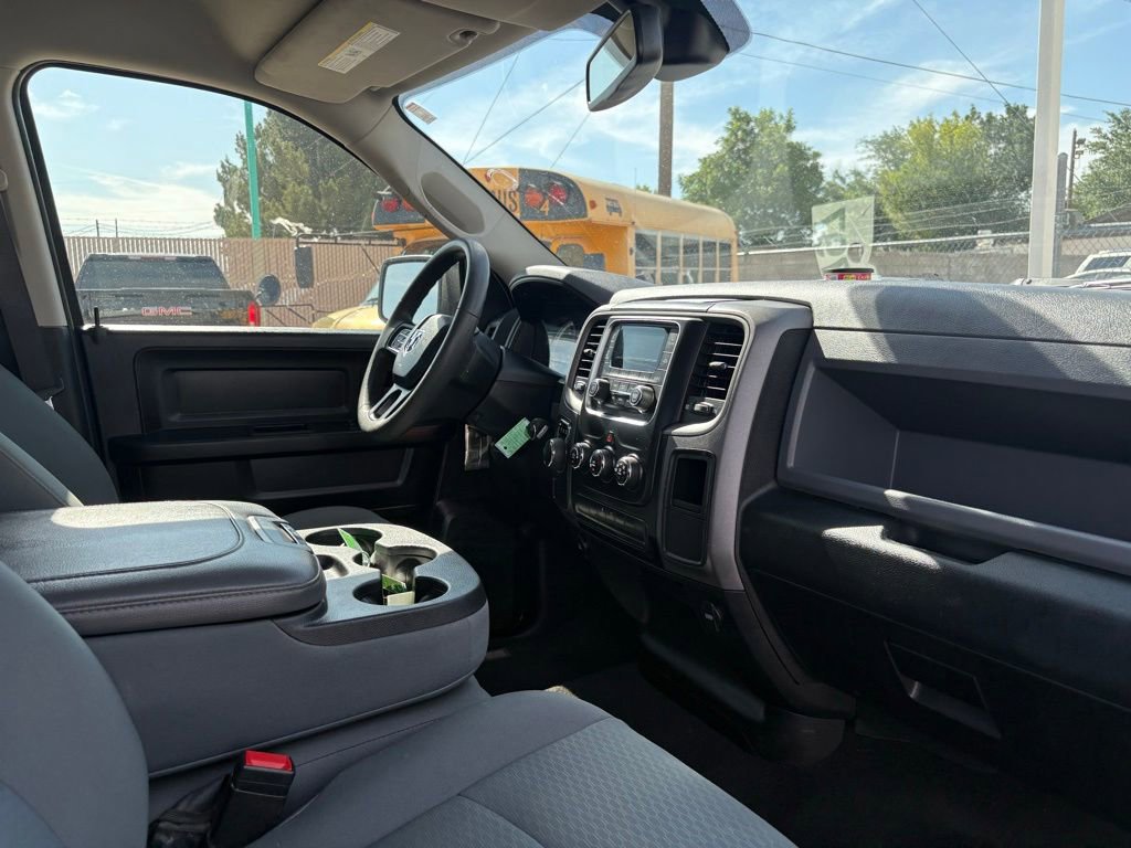 Used 2020 RAM 1500 Tradesman w/ Chrome Plus Package RWD image 9
