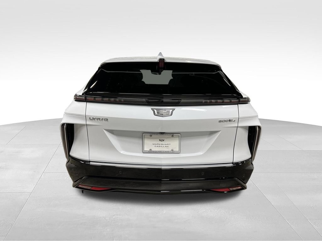 New 2026 Cadillac Lyriq Luxury AWD/4WD image 14