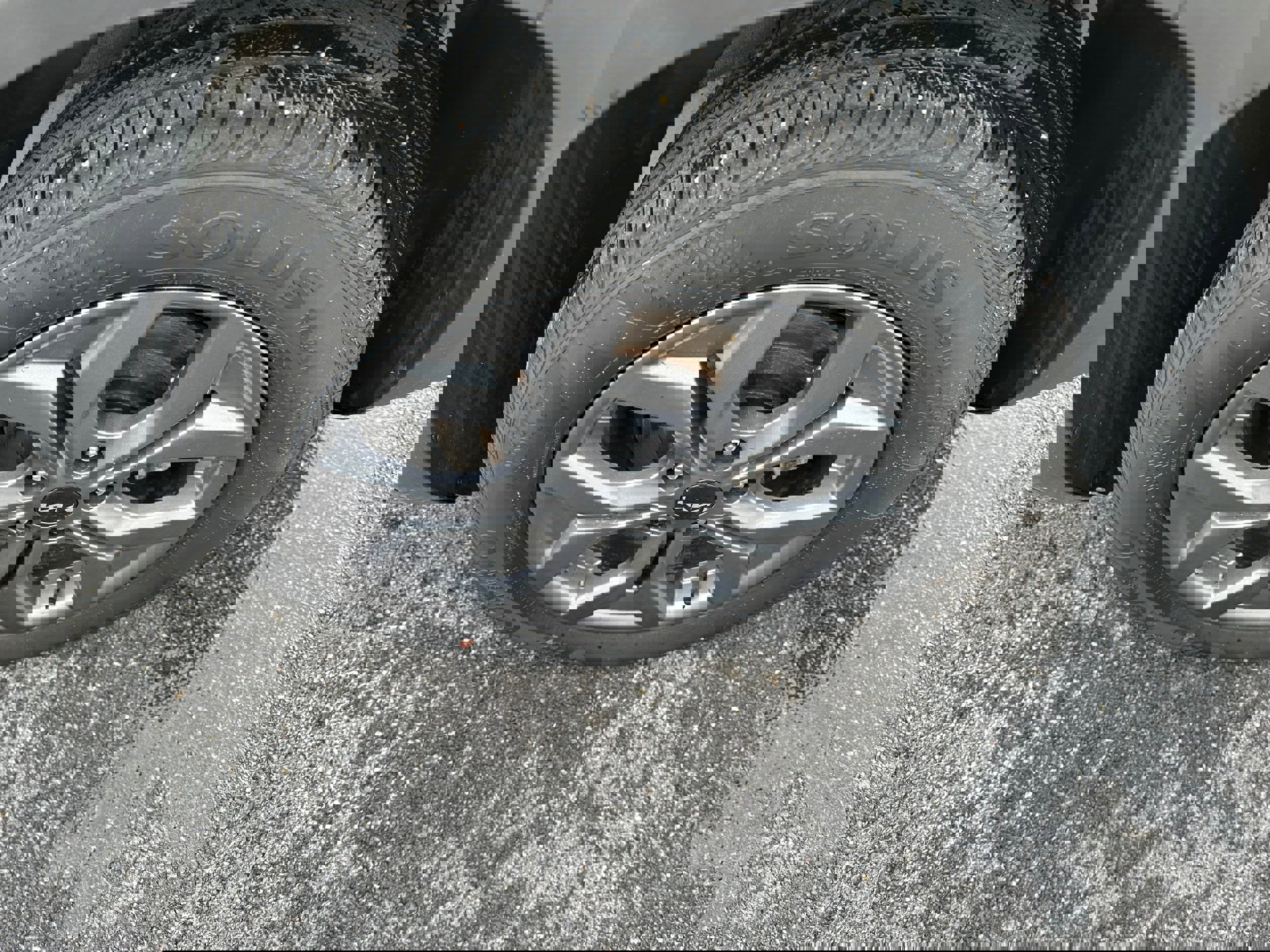 Used 2024 Kia Seltos LX image 9