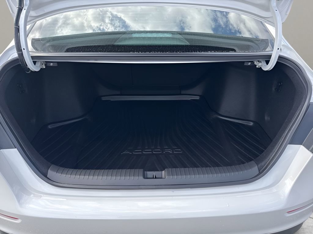 Used 2024 Honda Accord EX image 28