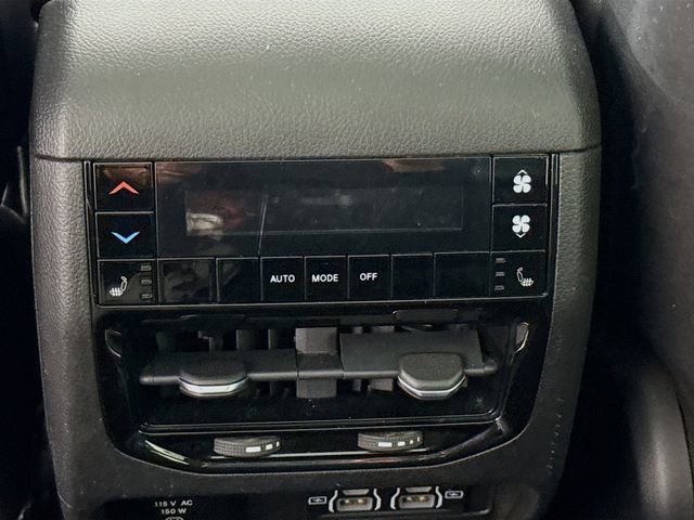Used 2022 Jeep Grand Cherokee L Limited AWD/4WD image 29