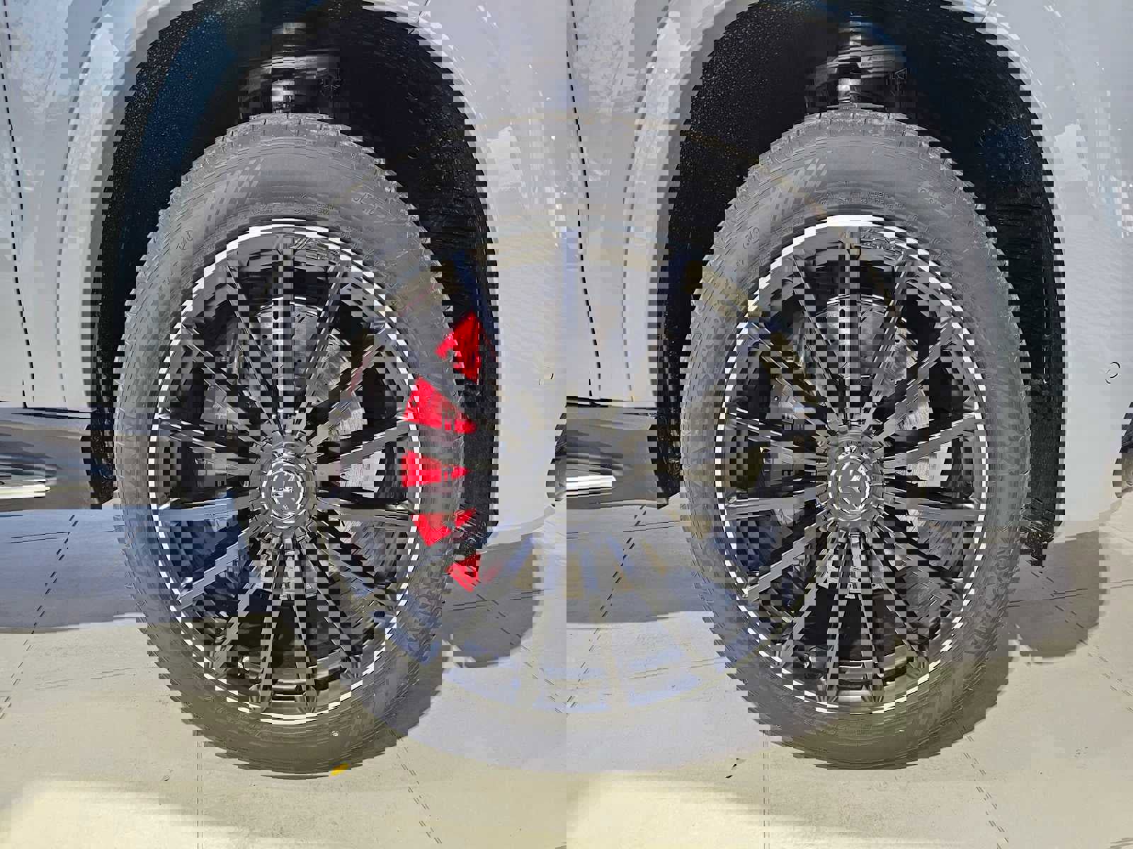 Used 2025 Mercedes-Benz GLS 63 AMG 4MATIC image 6