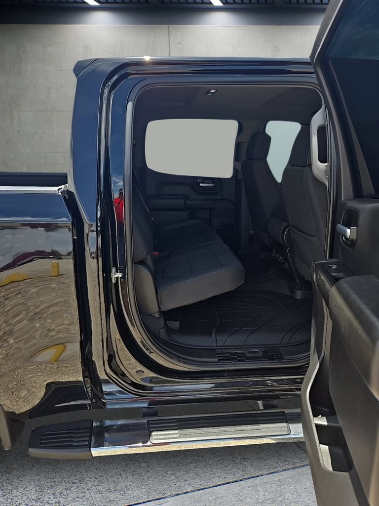 Used 2021 Chevrolet Silverado 1500 LT RWD image 17
