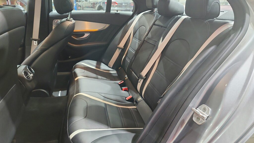Used 2015 Mercedes-Benz C 63 AMG S image 36