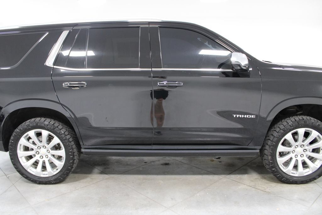 Used 2021 Chevrolet Tahoe Premier w/ Premium Package AWD/4WD image 11