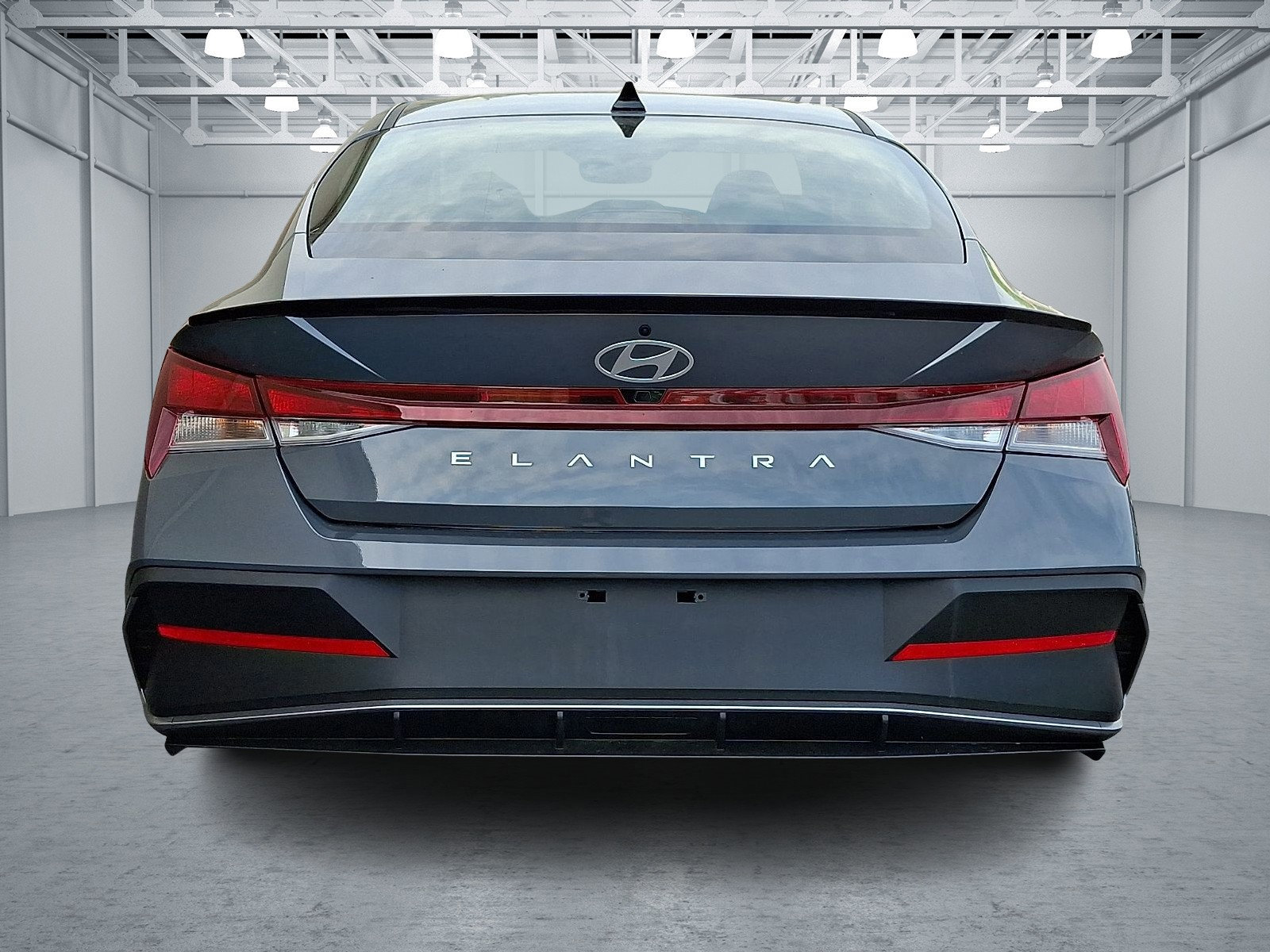 Certified 2025 Hyundai Elantra Sport FWD image 5