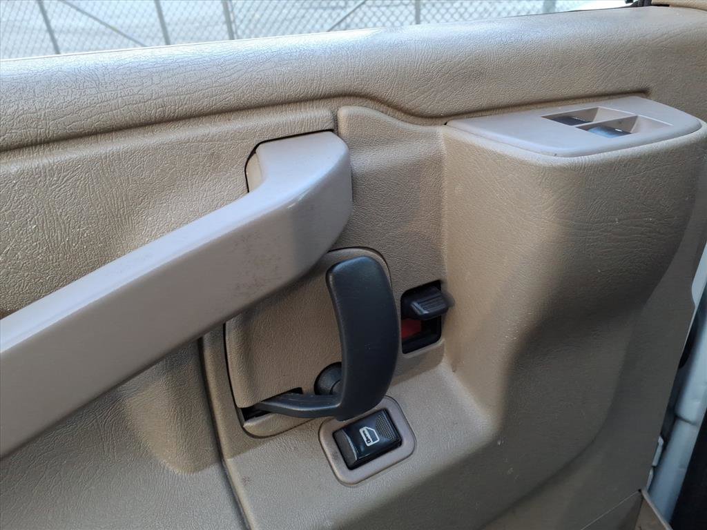 Used 2020 Chevrolet Express 2500 image 13