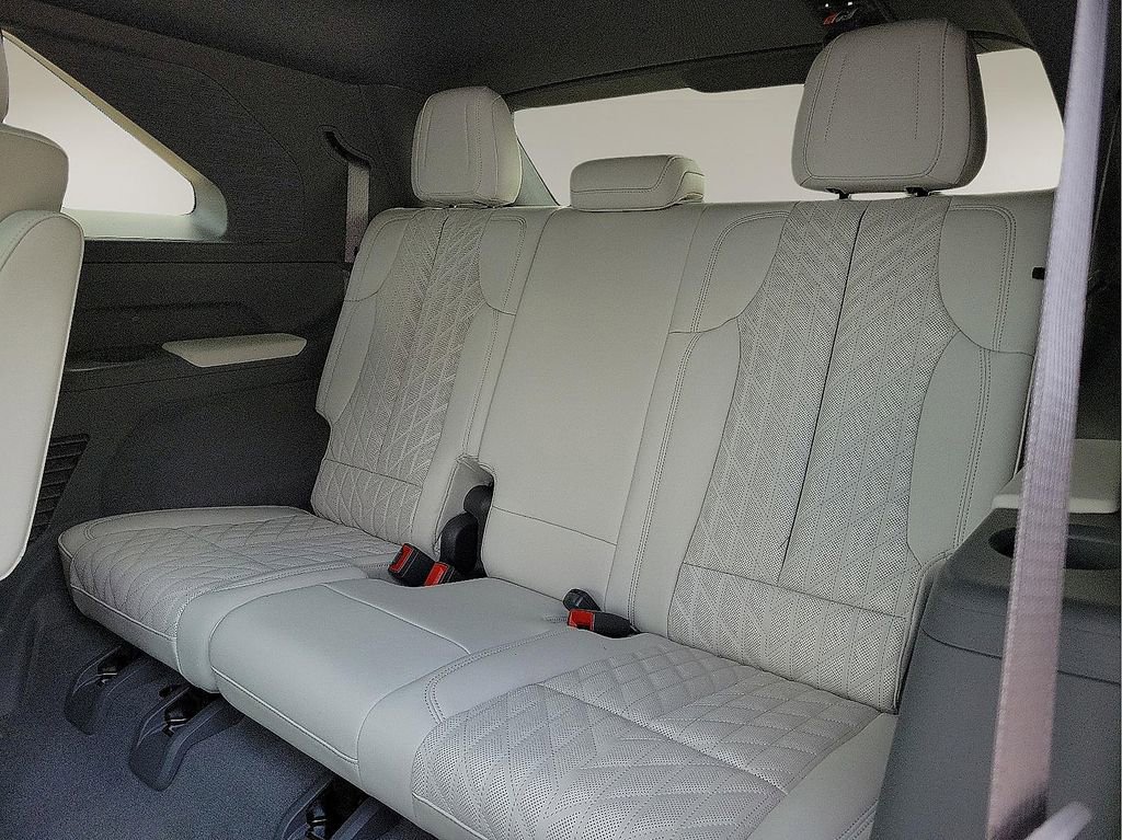 New 2025 Cadillac Escalade IQ Sport 1 w/ LPO, ONYX Package image 7