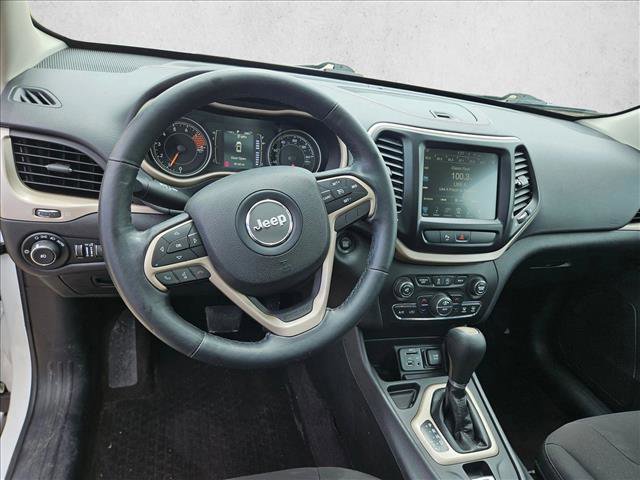 Used 2017 Jeep Cherokee 75th Anniversary image 16