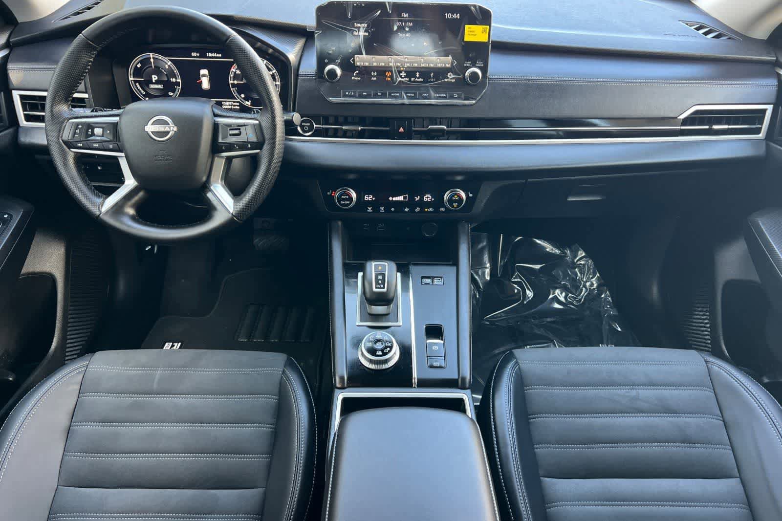 New 2026 Nissan Rogue SL AWD/4WD image 4