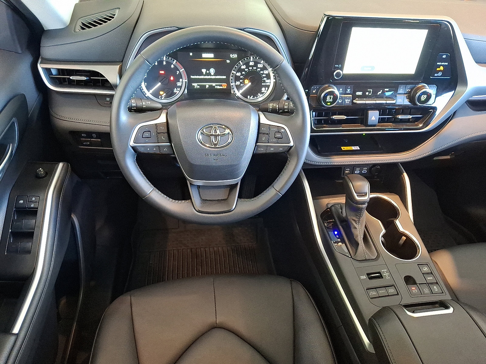 Certified 2025 Toyota Highlander XLE image 12