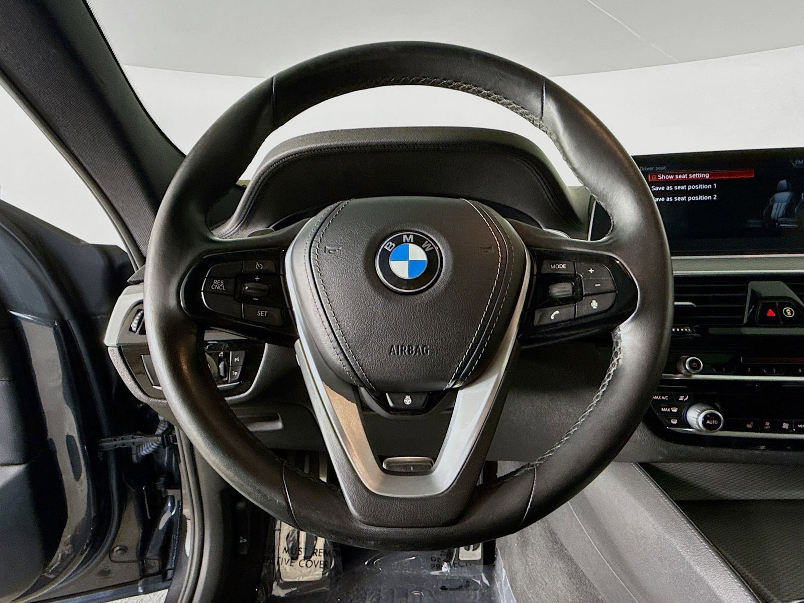 Used 2018 BMW 640i Gran Turismo xDrive image 11