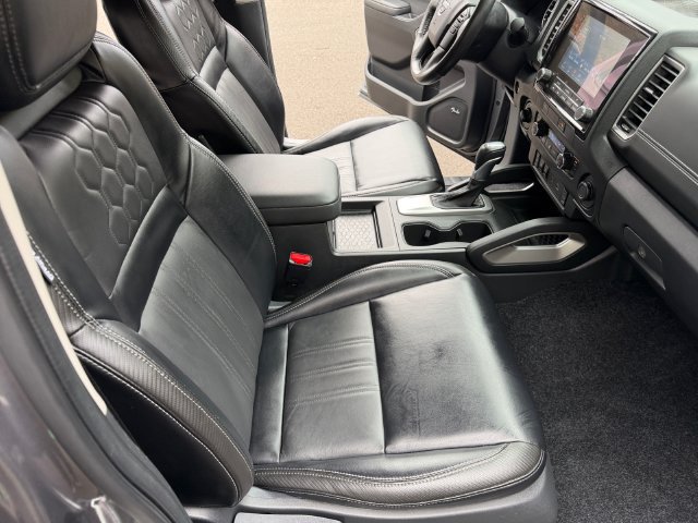 Used 2024 Nissan Frontier SL w/ Technology Package AWD/4WD image 30