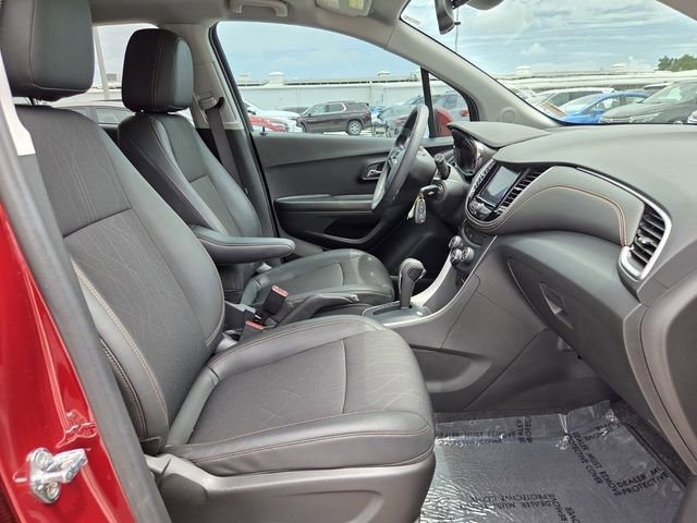Used 2022 Chevrolet Trax LT AWD/4WD image 19
