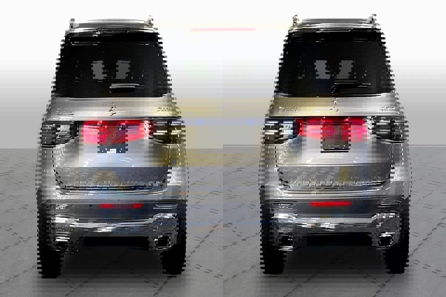 New 2026 Mercedes-Benz GLB 250 4MATIC image 4