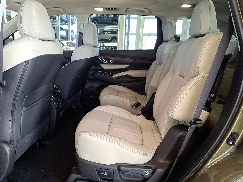 New 2025 Subaru Ascent Limited image 9
