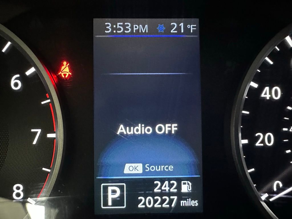 Used 2025 Nissan Sentra S image 24