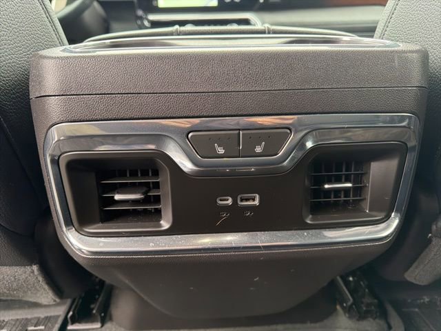 Used 2024 GMC Sierra 1500 Denali w/ Denali Reserve Package AWD/4WD image 17