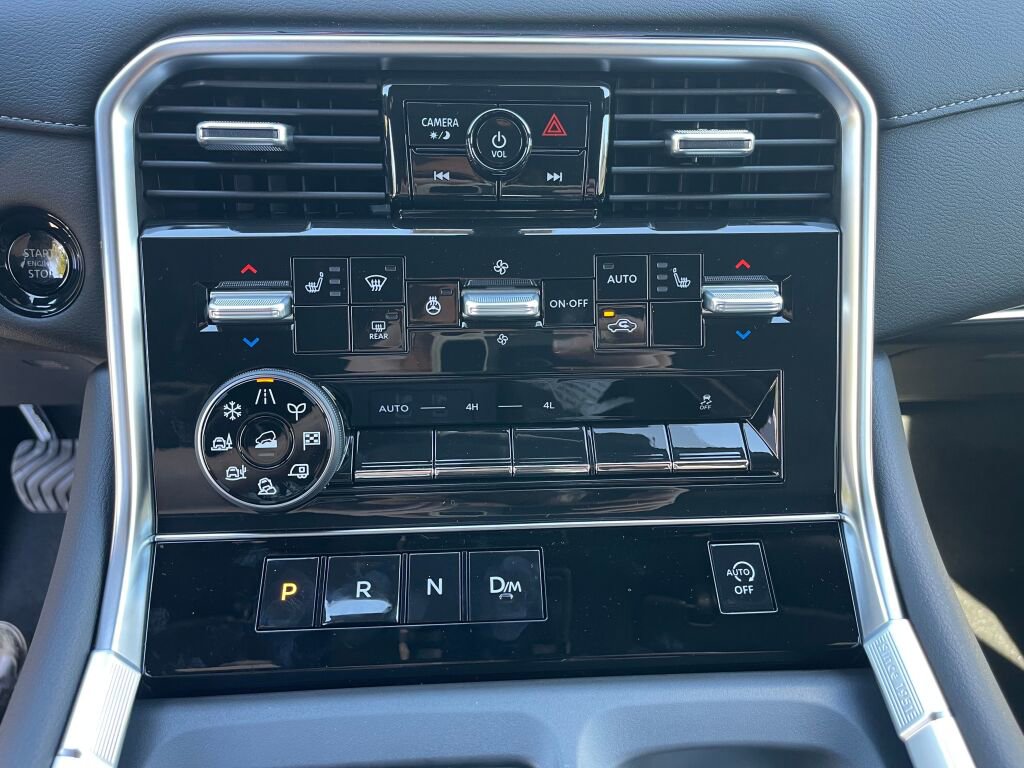 New 2026 Nissan Armada SL w/ Captain's Chari Seat Package image 11