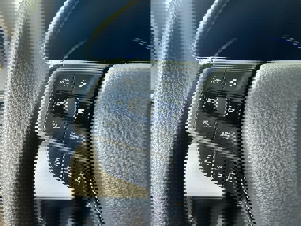 Used 2018 Honda Accord LX image 16