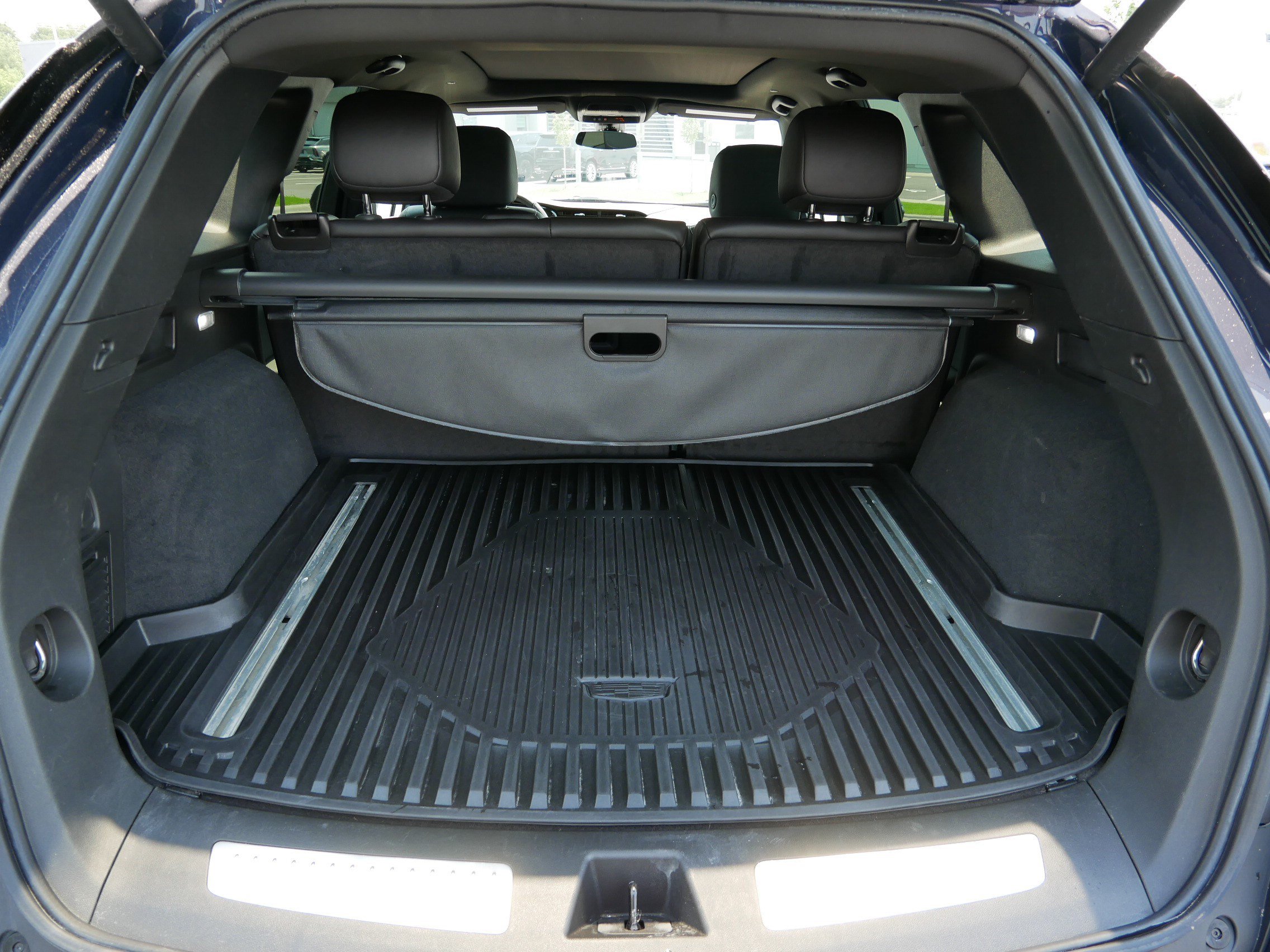 Used 2024 Cadillac XT5 Sportv w/ LPO, Floor Liner Package AWD/4WD image 16