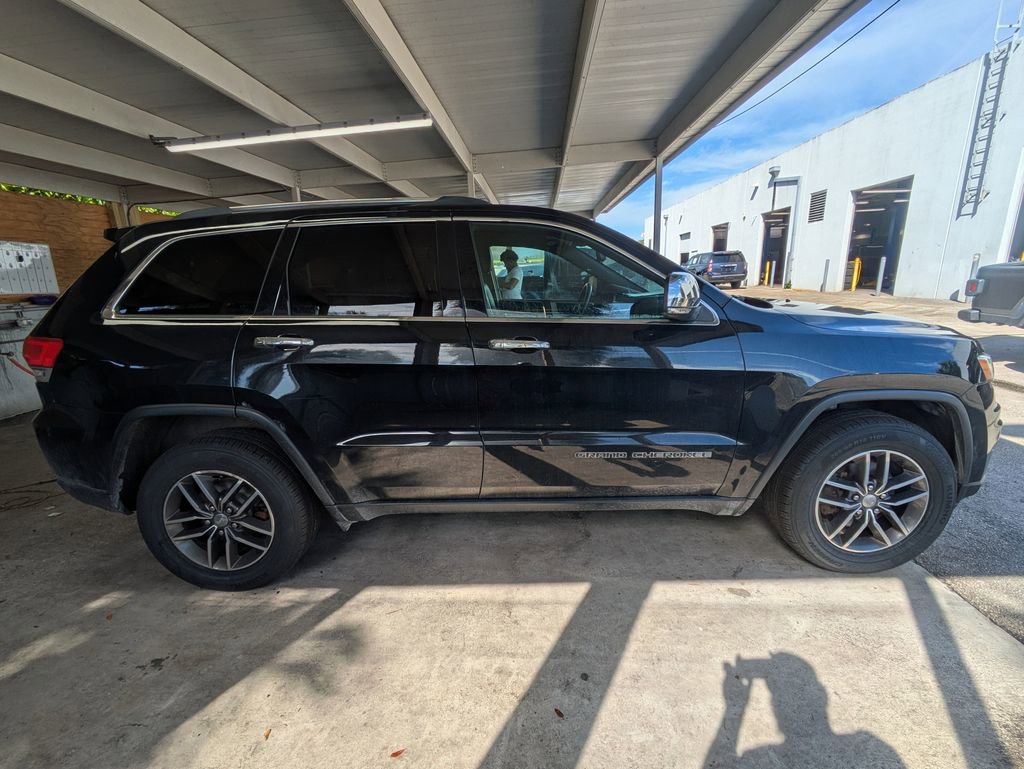 Used 2018 Jeep Grand Cherokee Limited w/ Trailer Tow Group IV image 5