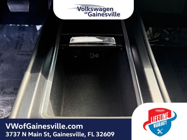 Used 2024 Lincoln Corsair Reserve FWD image 25