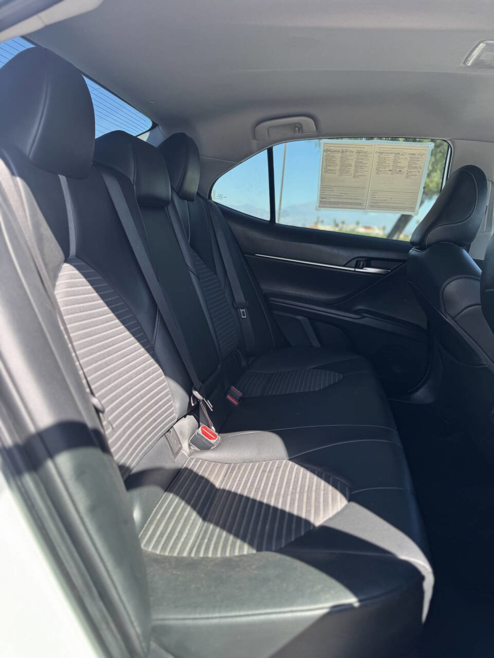 Used 2021 Toyota Camry SE image 12