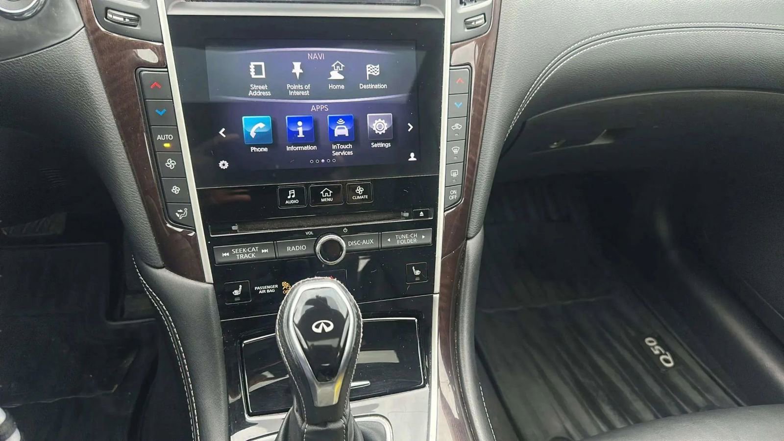 Used 2019 INFINITI Q50 Luxe w/ Essential Package (3.0T Luxe) AWD/4WD image 24