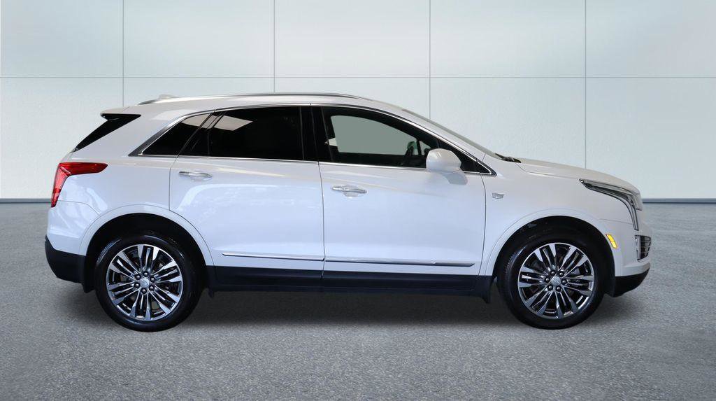 Used 2019 Cadillac XT5 Premium Luxury AWD/4WD image 9
